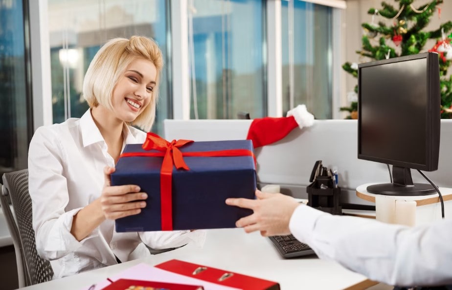 Gift Courier Services