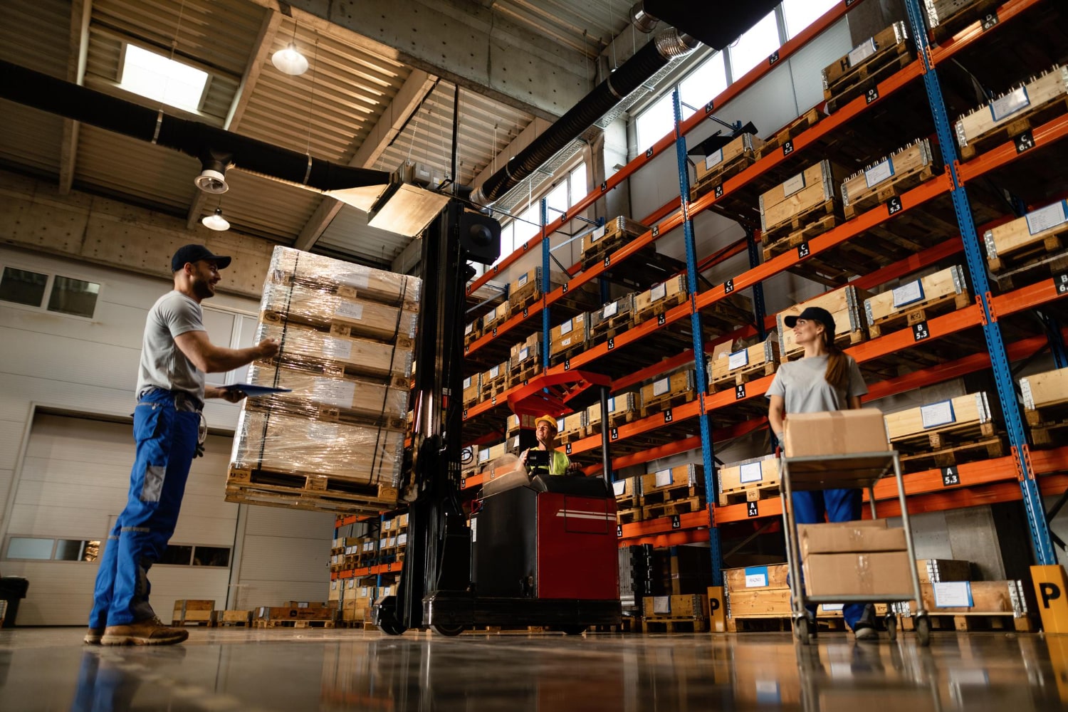 WAREHOUSING SERVICES